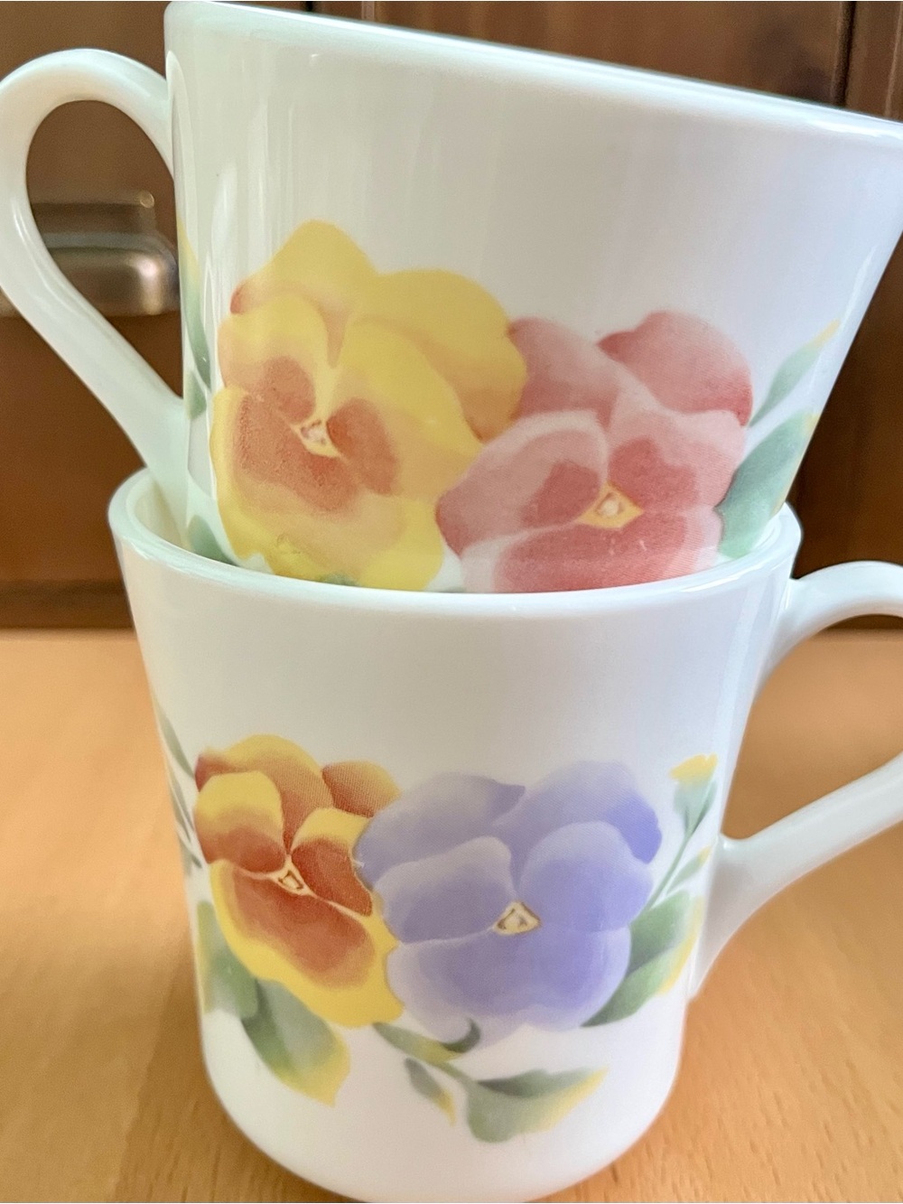 Corning Corelle Coffee Mugs in Summer Blush Pansy Pattern